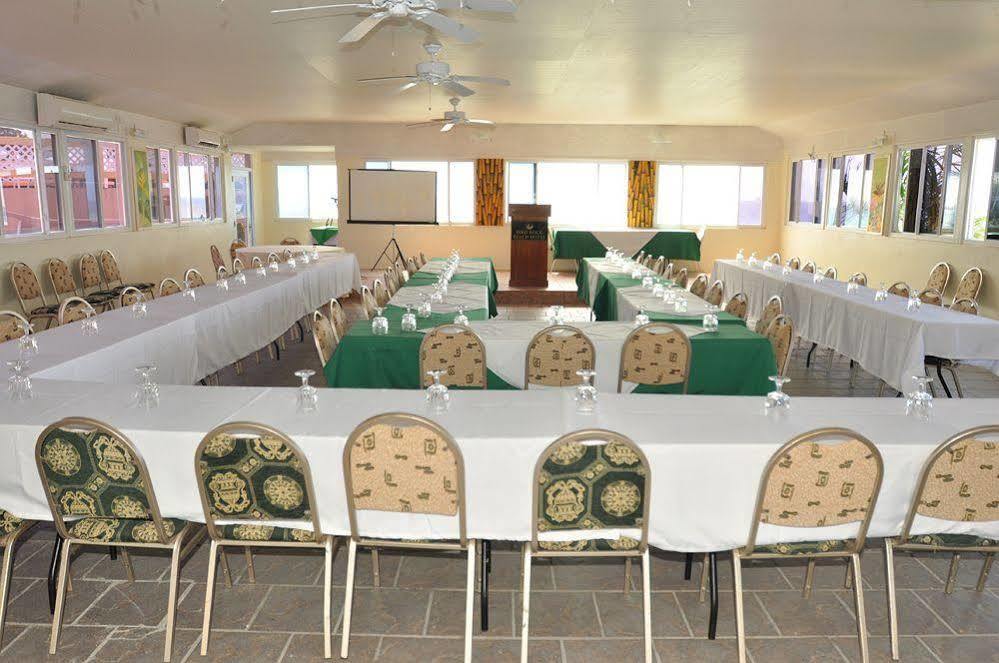 Bird Rock Beach Hotel Basseterre Eksteriør bilde
